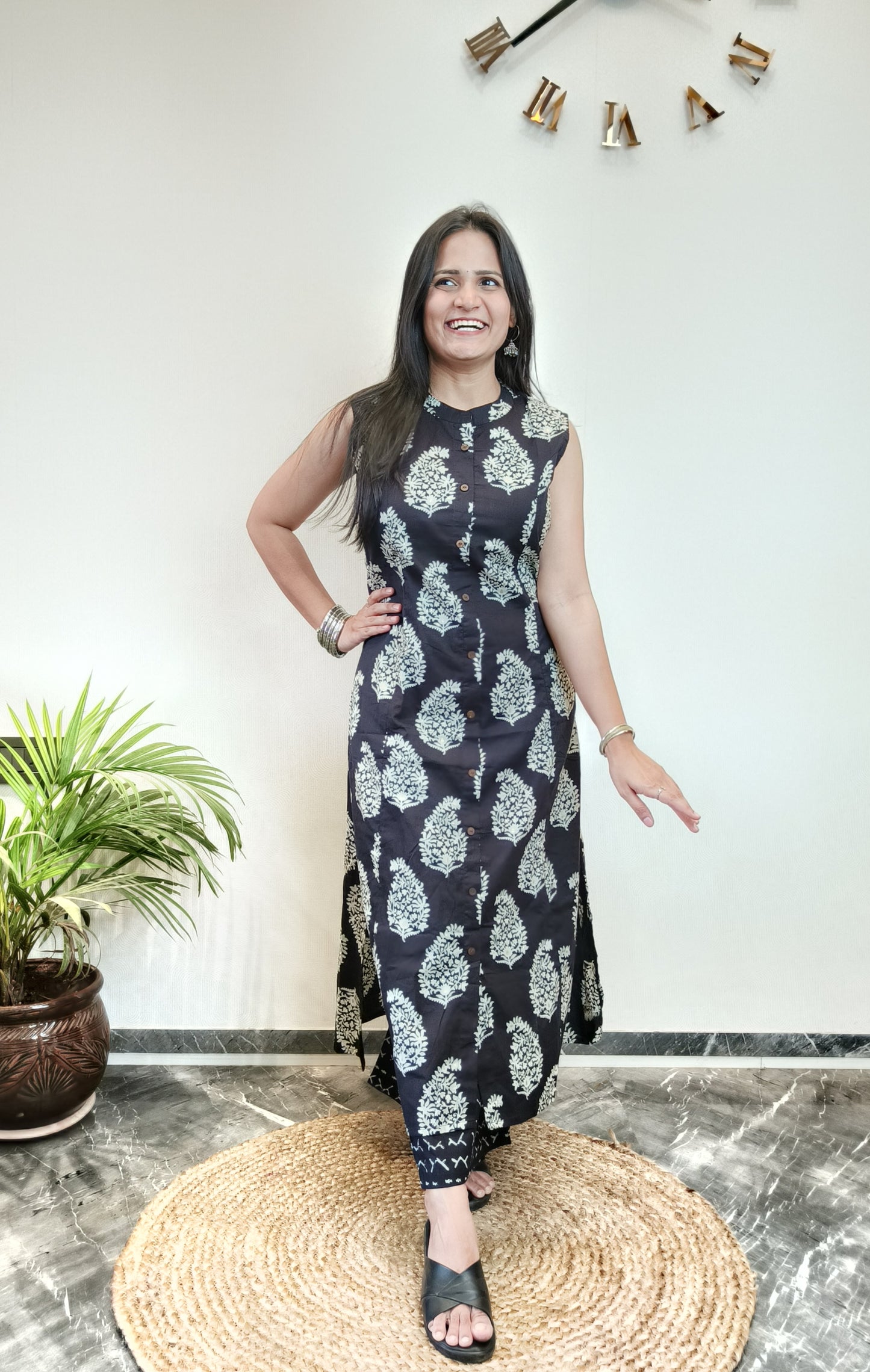 Black leaf motif printed A-line kurta set