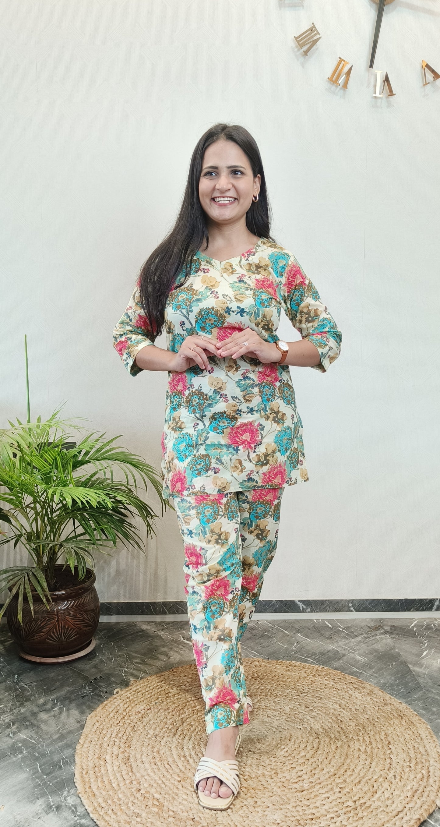 Cream V-neck pure cotton floral co-ord set