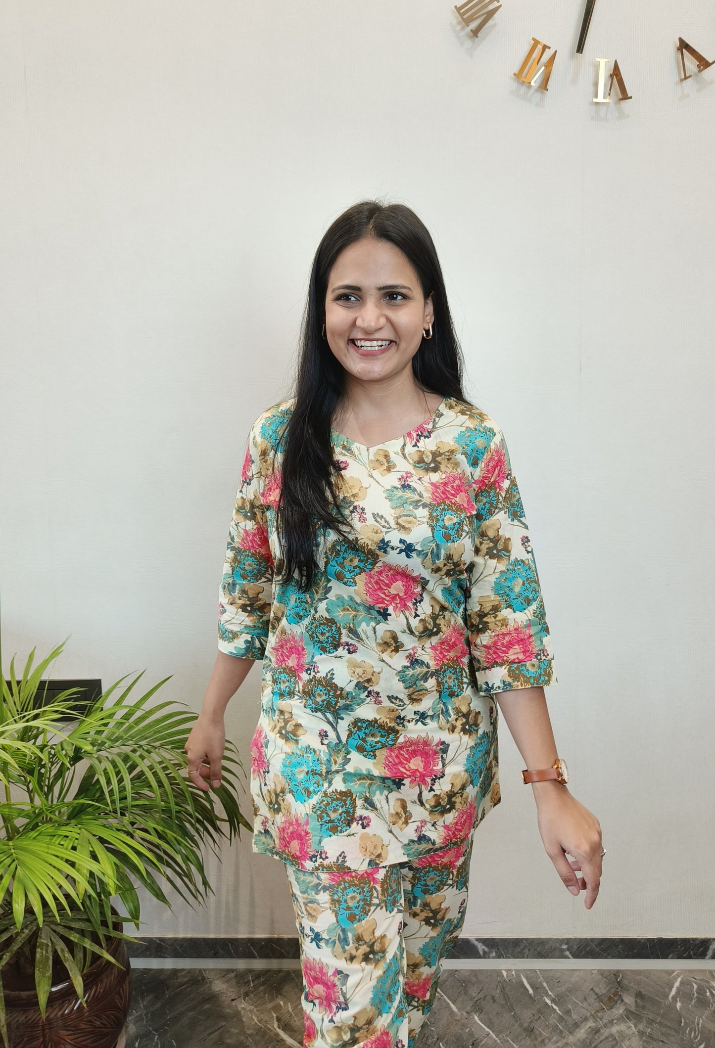 Cream V-neck pure cotton floral co-ord set