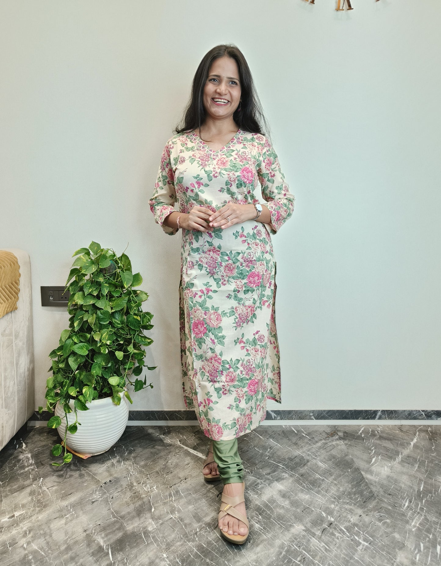 Cream floral printed long kurta