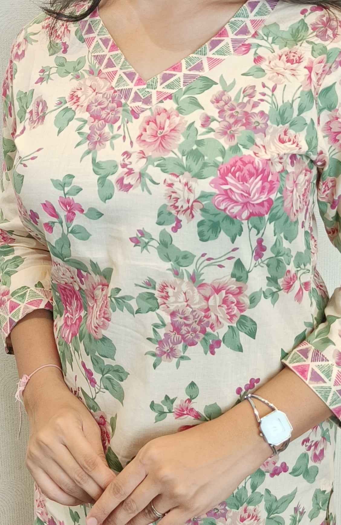 Cream floral printed long kurta