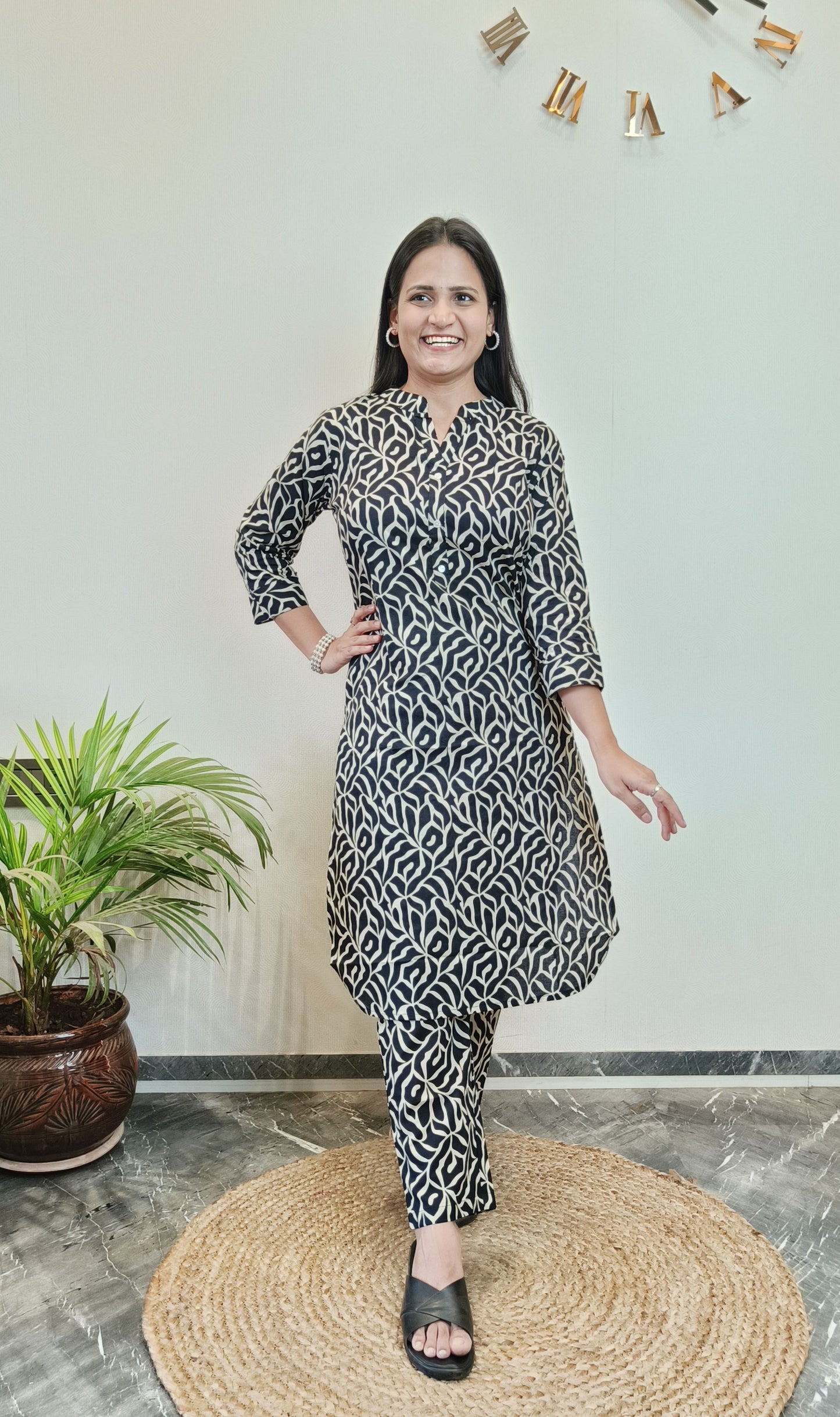 Monochrome printed pure cotton co-ord set