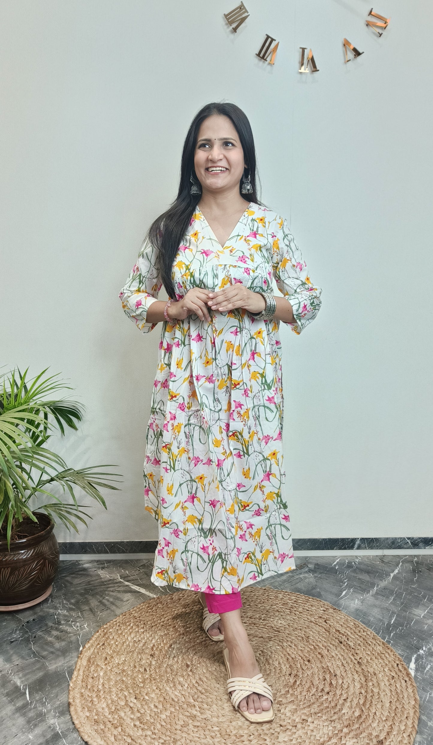 White floral V-neck Alia long kurta