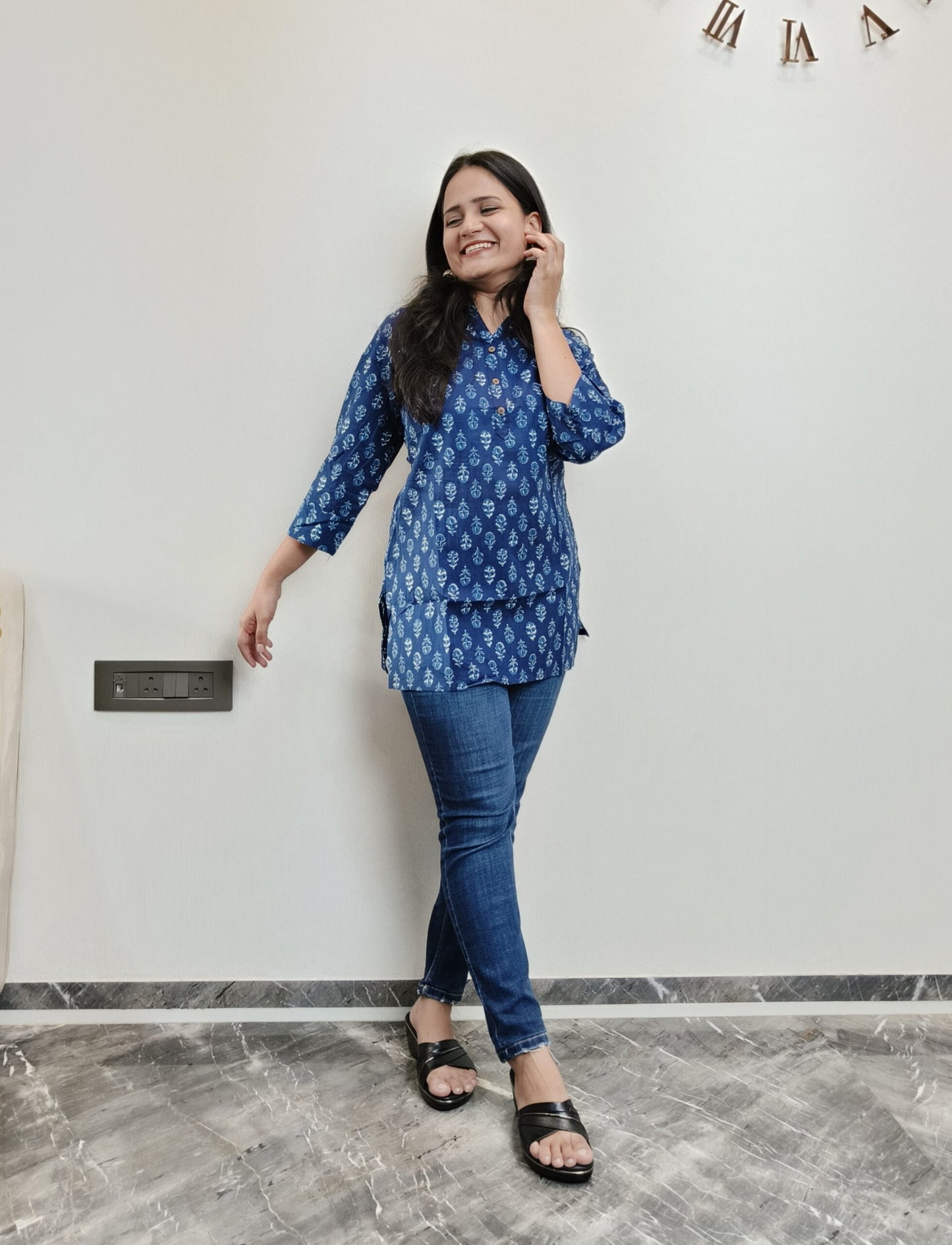 Blue motif printed short kurta