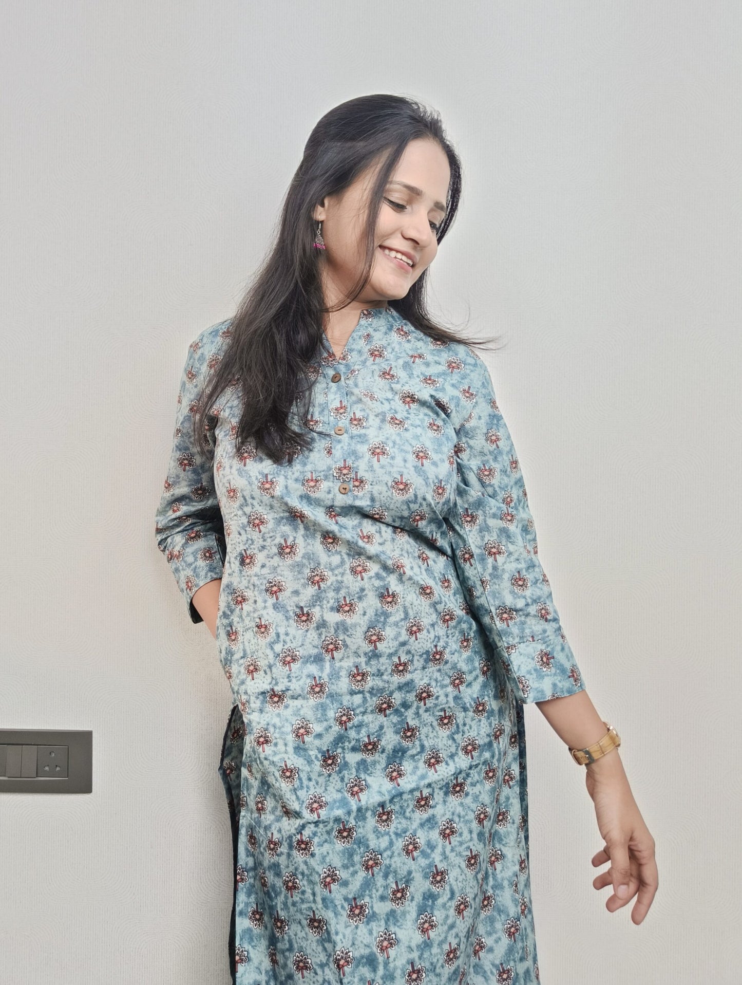 Frost blue long kurta with red motifs