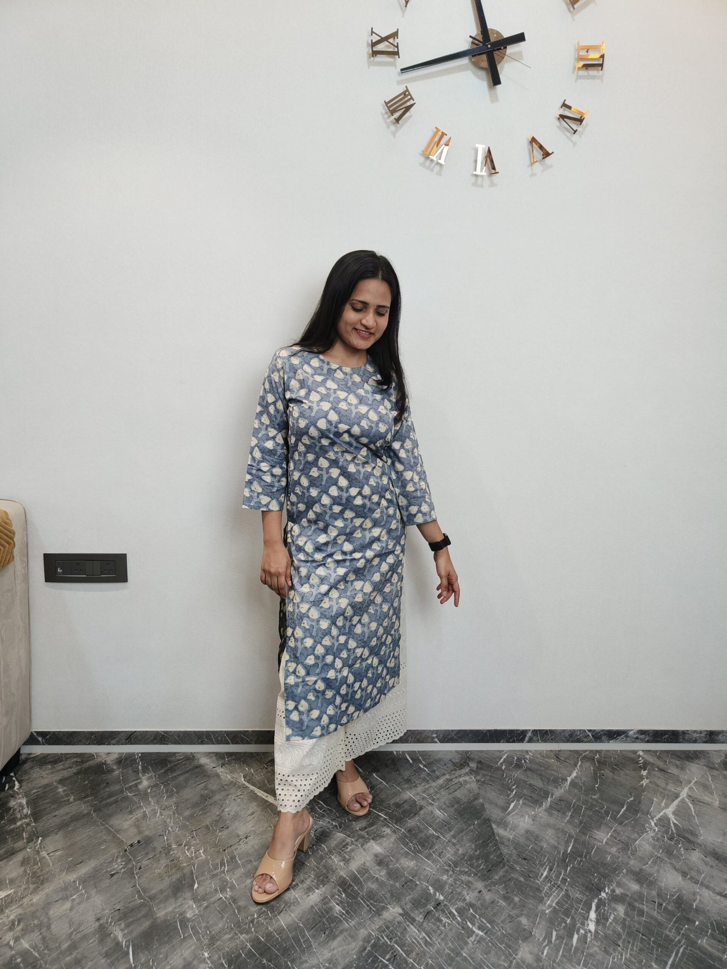 Grey long kurta with cream and golden leaf print