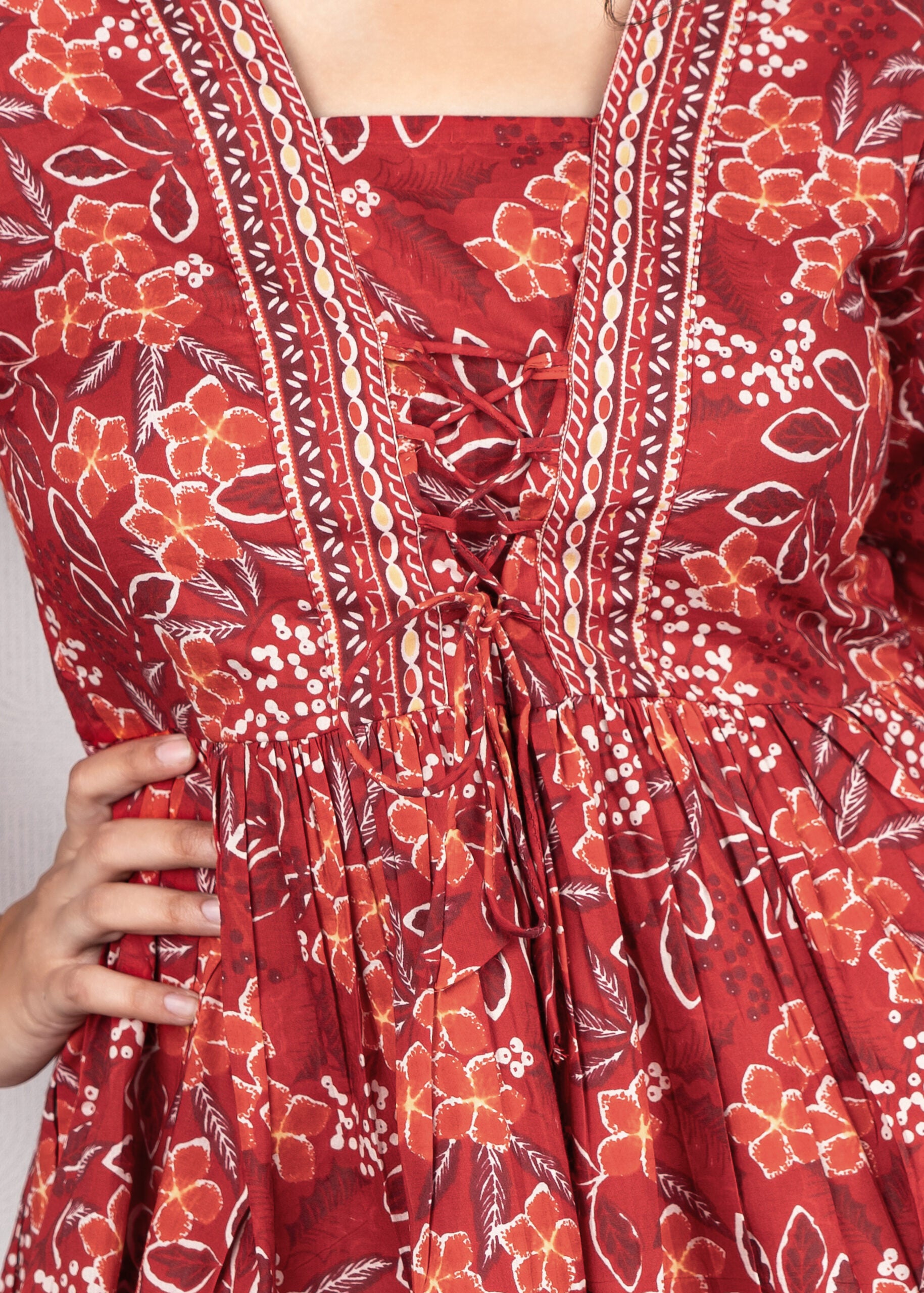 Masang Hibiscus Red Floral Peplum Top – Masang