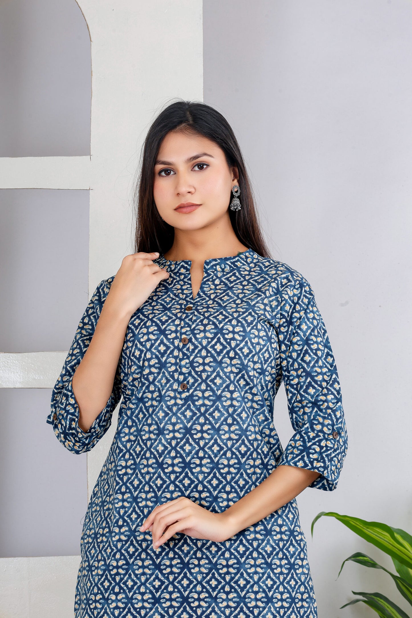 Dark blue motif kurta pant set