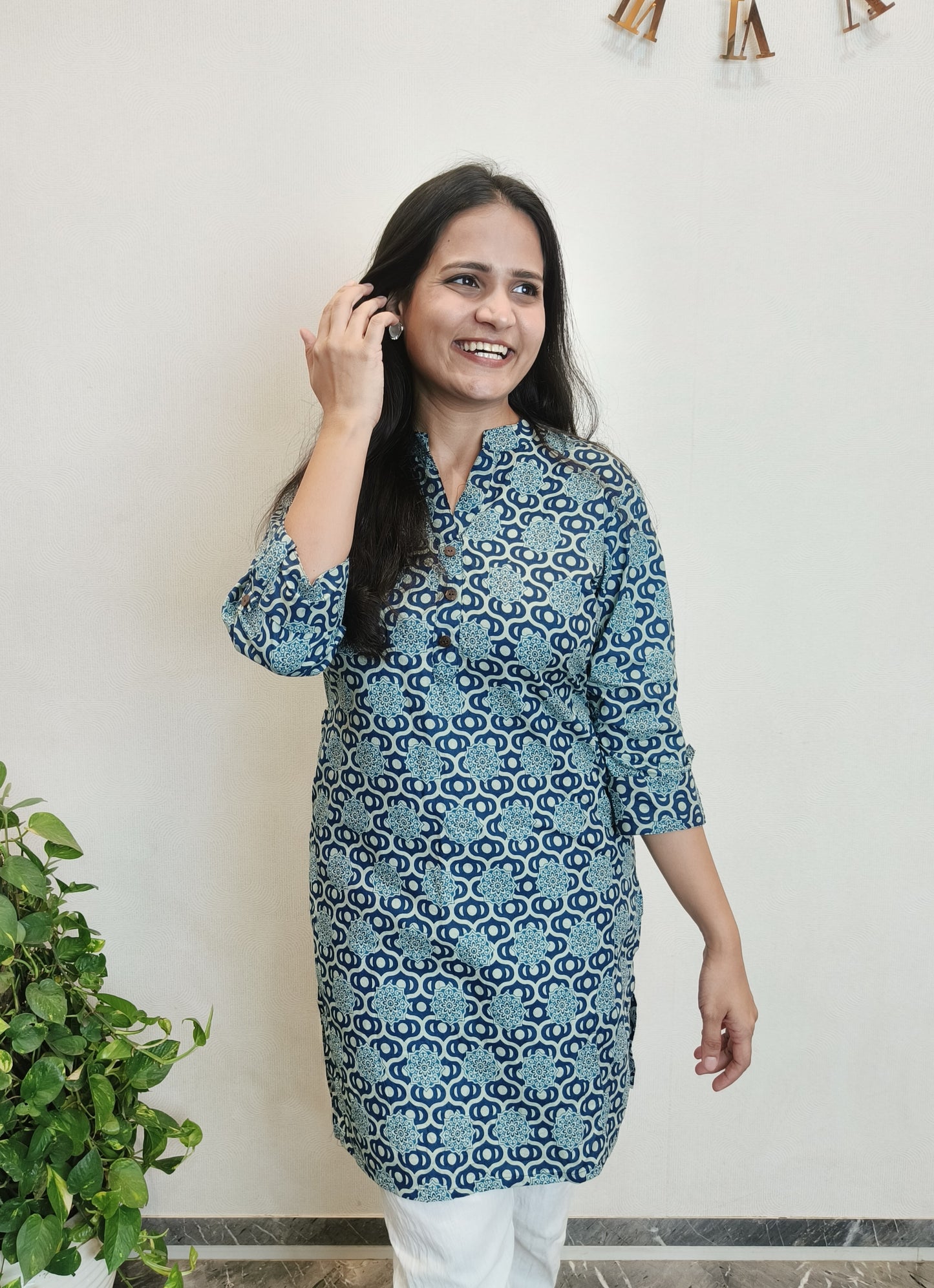 Indigo Ethnic Motif Short Kurta with Pockets