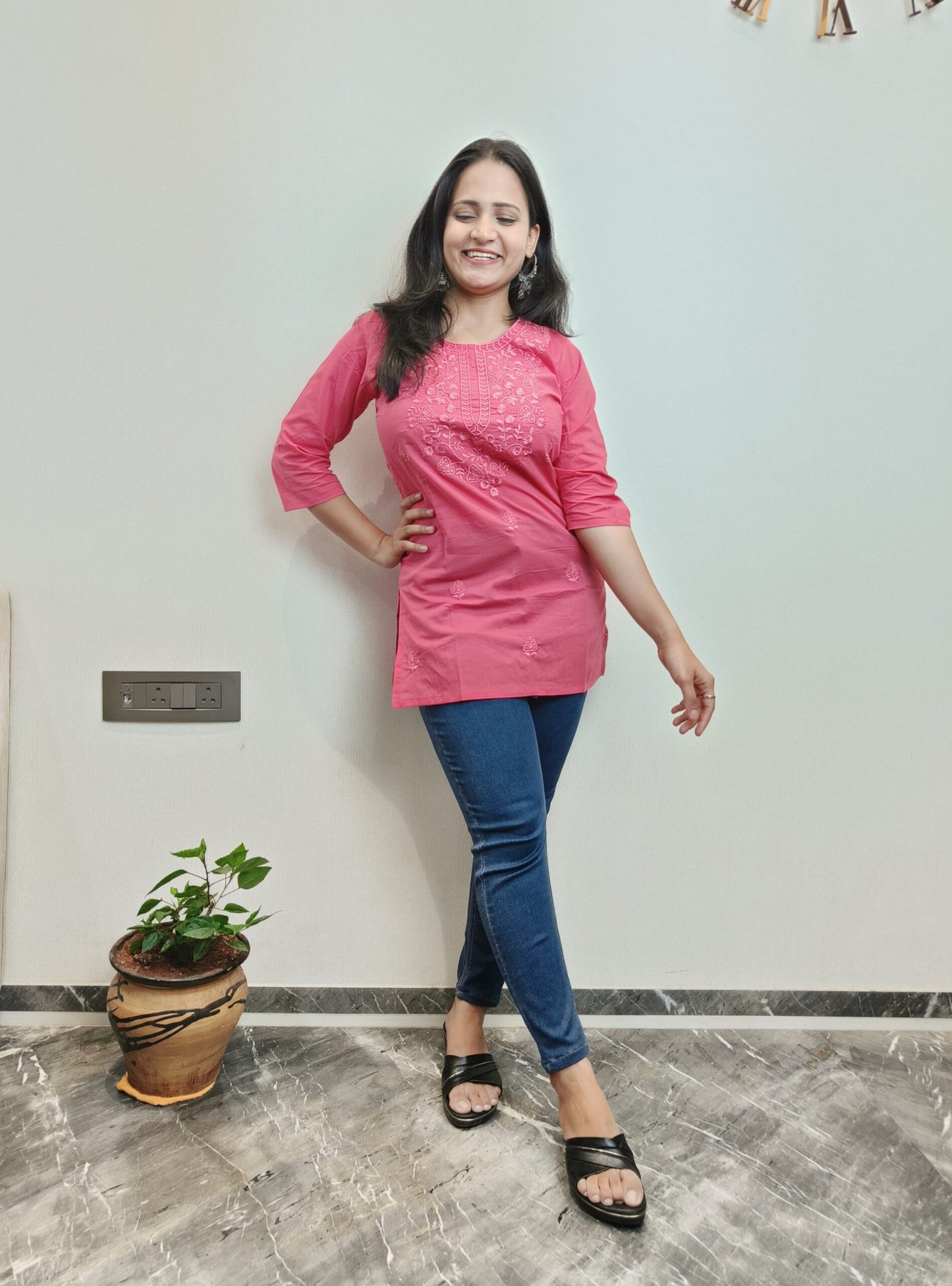 Mulberry pink Chikankari short kurta