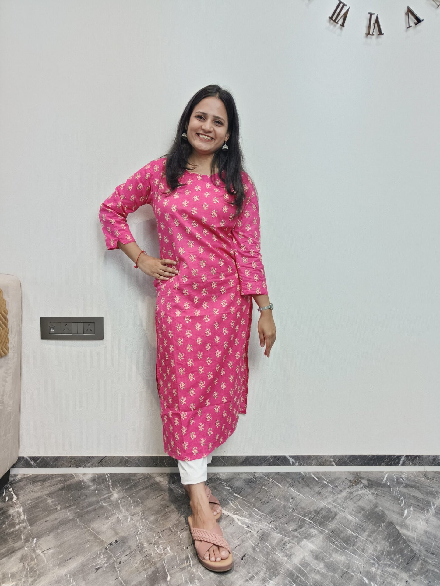 Pink long kurta with motifs