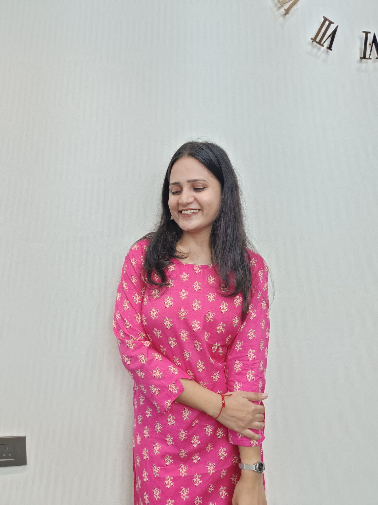 Pink long kurta with motifs