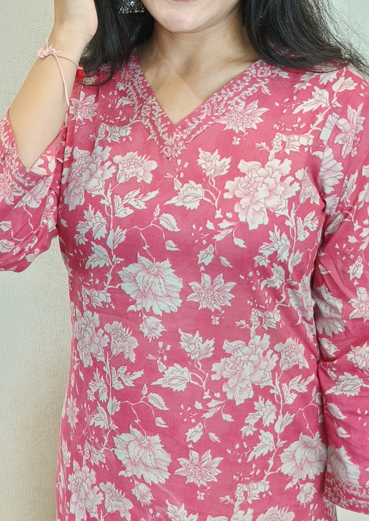 Ruddy pink floral printed long kurta