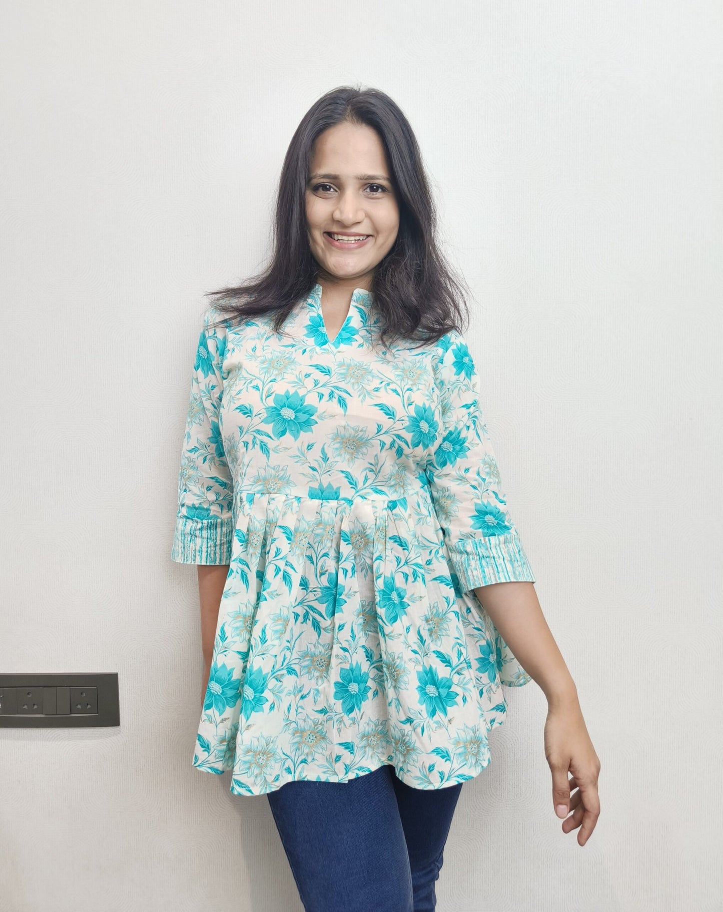 White floral print Nayra cut short kurta