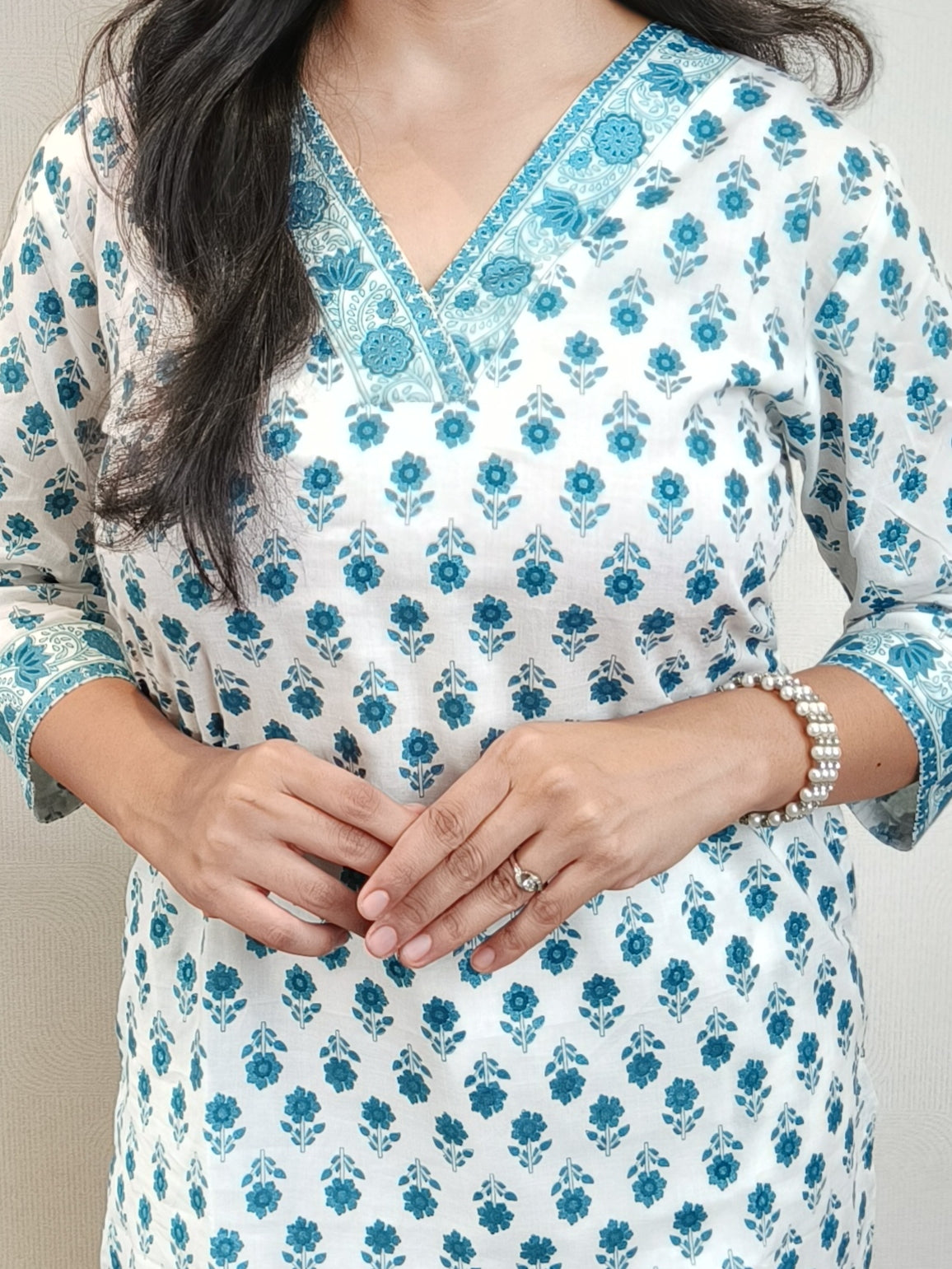 White and Blue Floral Buta Short Kurta with pockets