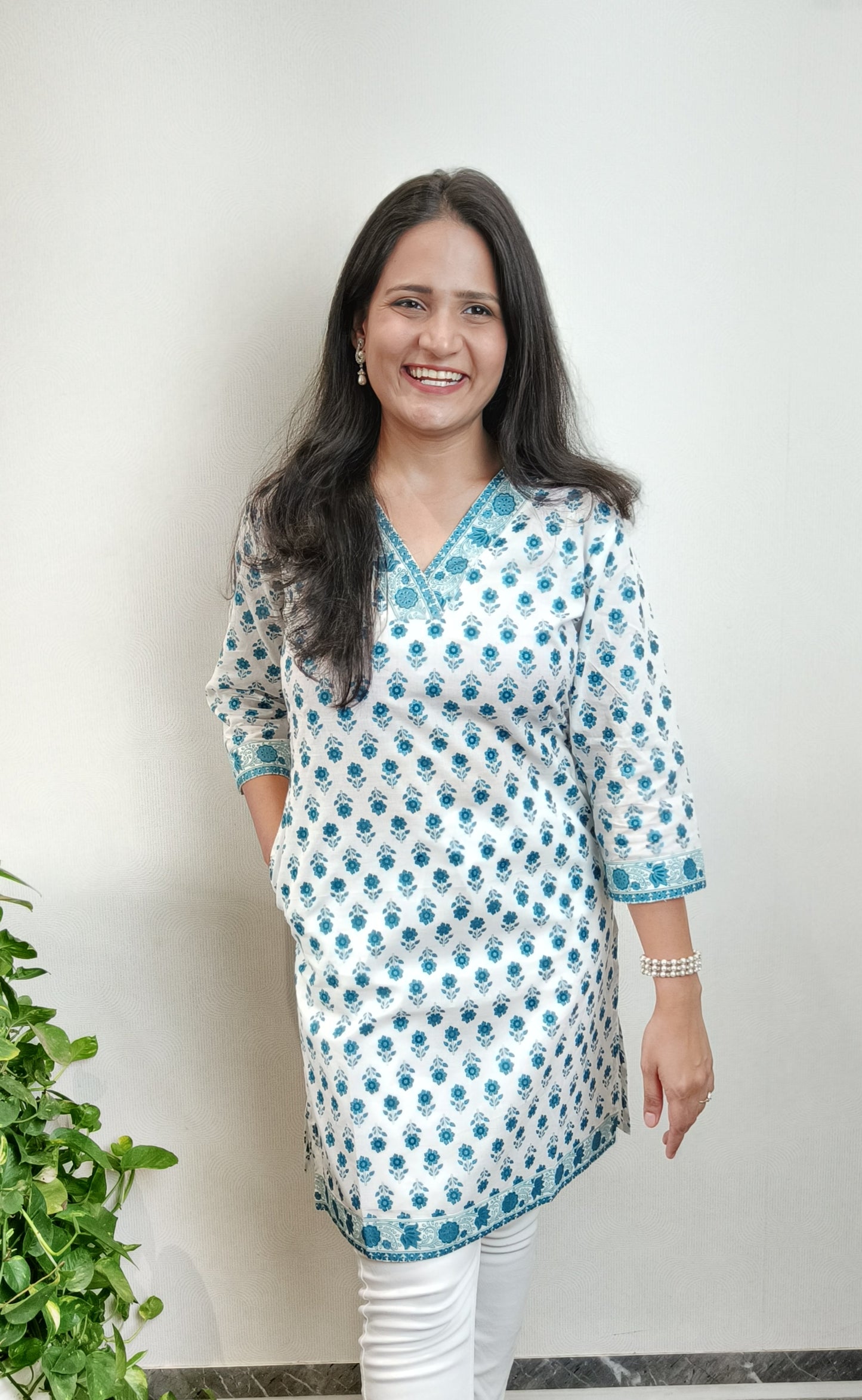 White and Blue Floral Buta Short Kurta with pockets